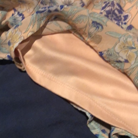 Sm Pink blue flowered sheer layered rewind ⏪ shorts - Picture 6 of 6